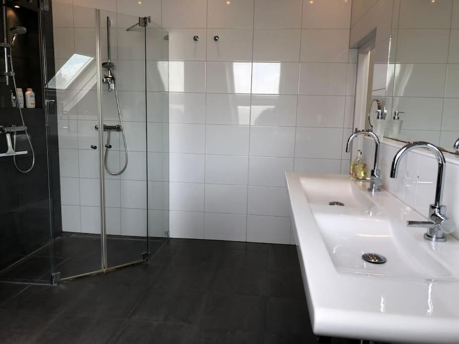 Luxe Woonboerderij In De Natuur. Nieuwkoop المظهر الخارجي الصورة